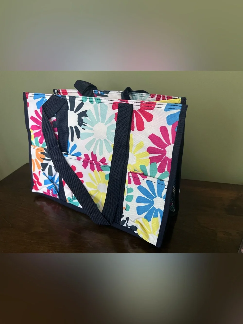 Thirty-one storage tote